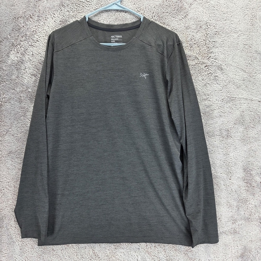 Arc'teryx Shirt Mens M Baselayer Gray Long Sleeve Performance Hiking Lightweight